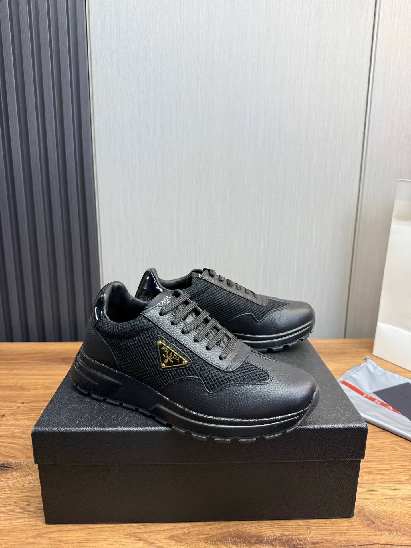 Men's shoes 💰780💰 [PRADA] Men's shoes are popular in the counter, official website synchronization, 1 high-quality shipment ✔️Original cowhide stitching breathable mesh + cowhide lining, 1🆚1 replica, original original bottom, 38-45 (38.45 custom-made, non-refundable)